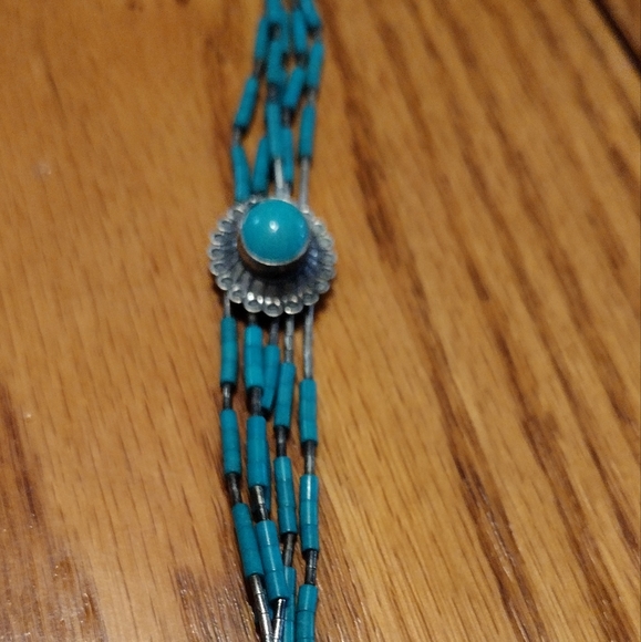Turquoise ,sterling native American bracelet - Picture 15 of 16